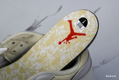 x Check Travis FZ8117 The Cut Jordan Scott 003 0719
